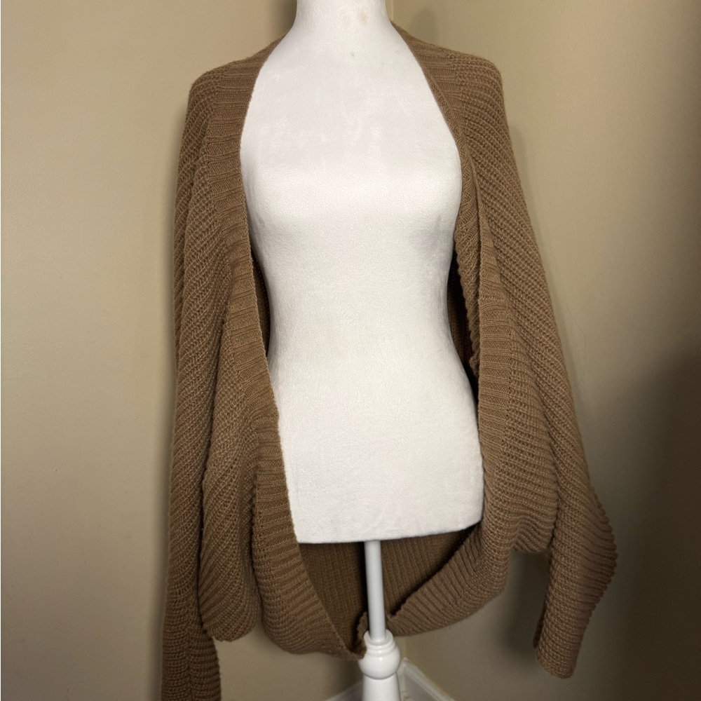 Cozy Tan Women's cardigan/shawl